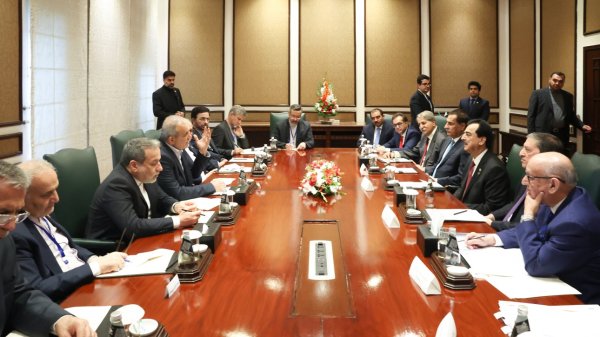 Pezeshkian: Parliaments play key role in strengthening Iran-Pakistan ties