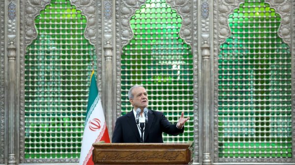 Iran president emphasizes unity as key to resisting adversaries