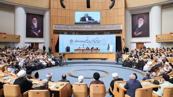 President Pezeshkian reaffirms Iran’s commitment to unity among Muslim nations
