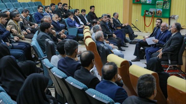 نشست ارتقای کیفیت آموزشی با مسئولان خراسان جنوبی