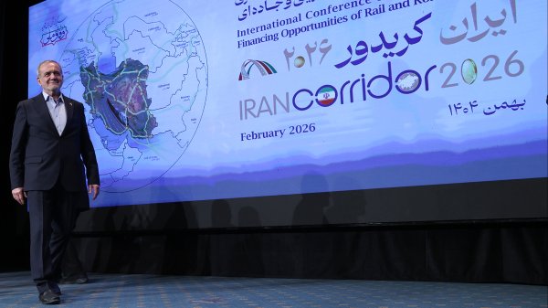 رئيس الجمهورية يحضر مؤتمر 