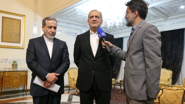 ثبات بازار و تامین بدون مشکل مایحتاج مردم در شرایط جنگی مرهون مجاهدت مدیران و مسئولان بود/ 27 میلیون شرکت‌کننده در پویش جان فدا ظرفیتی عظیم برای یاری‌گری در صحنه جامعه است
