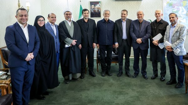 Critique du président Pezeshkian des approches contradictoires de l’Occident en matière de droits de l’homme
