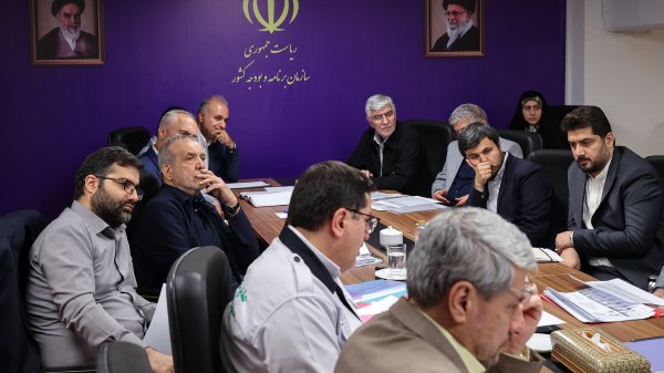 جلسه کارگروه بازسازی خسارات ناشی از جنگ تحمیلی سوم