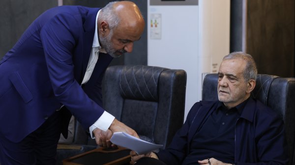 نشست تخصصی با مدیران وزارت تعاون، کار و رفاه اجتماعی