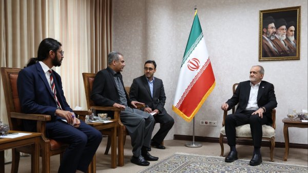 Le président Pezeshkian évoque les négociations indirectes avec les États-Unis lors d’un entretien avec le le ministre pakistanais de l’Intérieur
