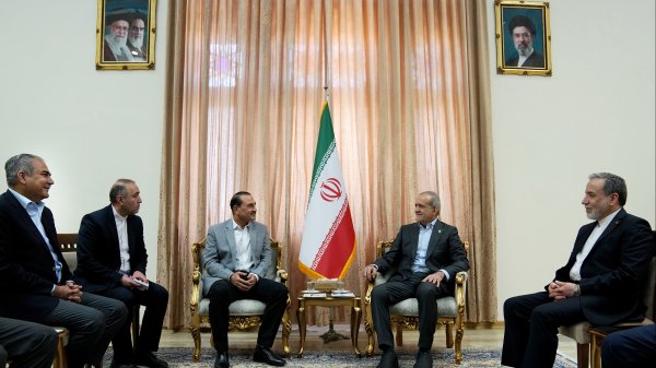 دیدار فرمانده ارتش پاکستان با رئیس‌جمهور