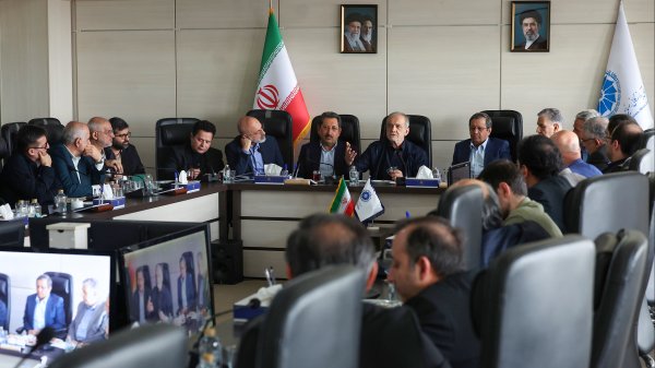 نشست با اعضای اتاق بازرگانی