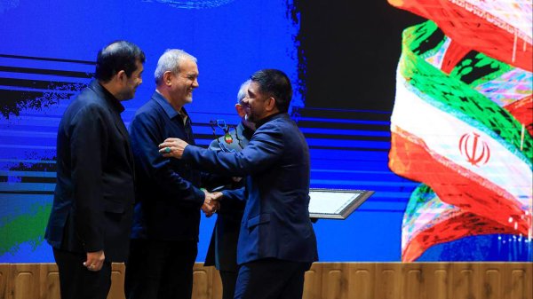 حضور در اختتامیه رویداد ورزشی قهرمان ایران