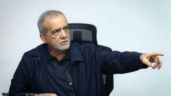 نشست مشترک وزارت دفاع و وزارت نیرو برای بهینه سازی مصرف انرژی