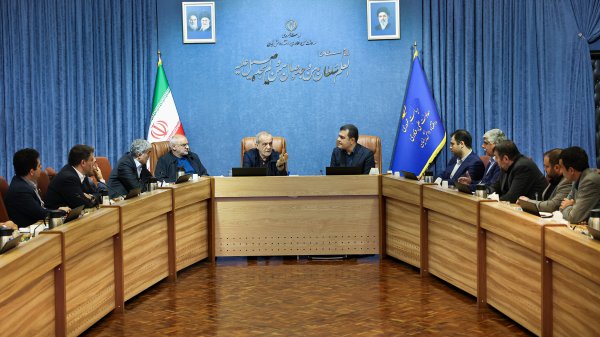 نشست تخصصی با مدیران معاونت علمی، فناوری و اقتصاد دانش‌بنیان