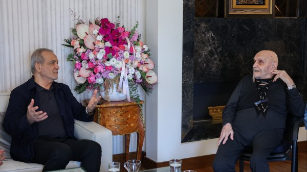 دیدار با دکتر فرخ سعیدی، از مفاخر علوم پزشکی کشور