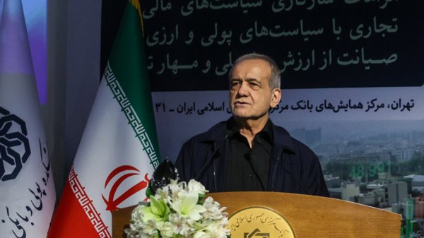 مهار تورم و صیانت از معیشت مردم اولویت اول کاری دولت است/ می‌توانم به برخی سخنان پاسخ دهم، اما وحدت برای من مهم‌تر از پاسخ دادن است
