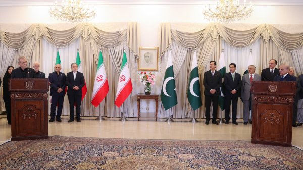 Le Président iranien : Nous tendons la main de l'amitié aux pays islamiques en vue d'établir une nouvelle architecture de sécurité dans la région