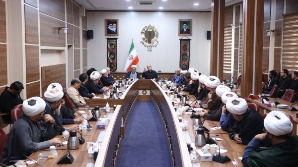 نشست با رئیس و معاونین شورای هماهنگی تبلیغات اسلامی