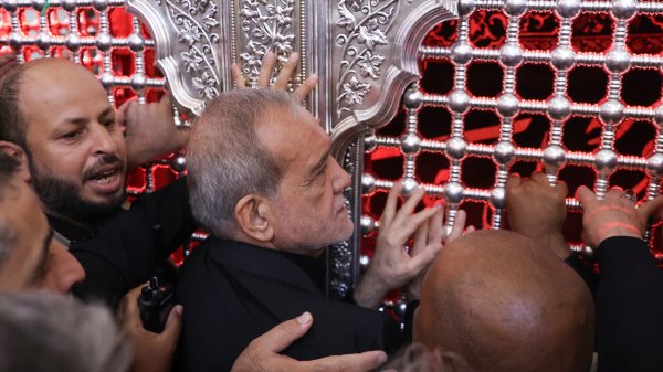 زیارت حرم مطهر امیرالمومنین (ع)