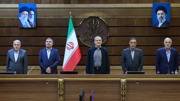 دیدار با  اعضای ستادهای انتخاباتی دولت وفاق ملی
