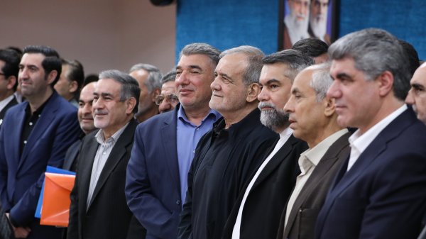 نشست با دبیران کل احزاب و فعالان سیاسی  _ 2 