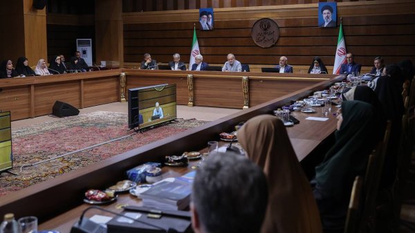 دکتر پزشکیان: افراد دلسوز و فداکار ایران را به شهادت رساندند/ برای رفع نیازهای جامعه فراتر از دیدگاه‌های سیاسی عمل می‌کنیم
