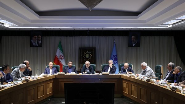 نشست تخصصی با اساتید حوزه اقتصاد