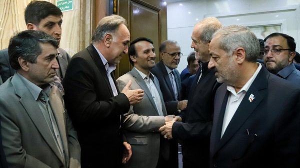 حضور در مراسم بزرگداشت «دولت مردان شهید»
