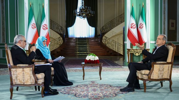 گفت‌وگوی تلویزیونی با مردم