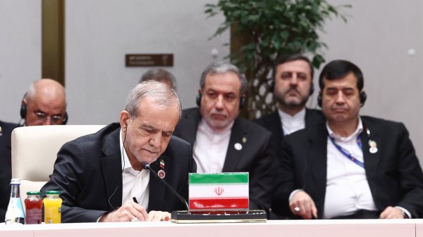 Adoption et signature de plusieurs documents de coopération au sommet de l’OCS
