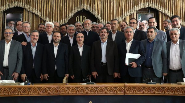آئین نخستین جشنواره سالانه ارزیابی و پایش عملکرد معاونت امور مجلس وزارتخانه ها و دستگاه های اجرایی