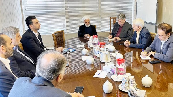  آمادگی معاونت حقوقی برای رفع موانع تولید و حمایت از فعالان اقتصادی
