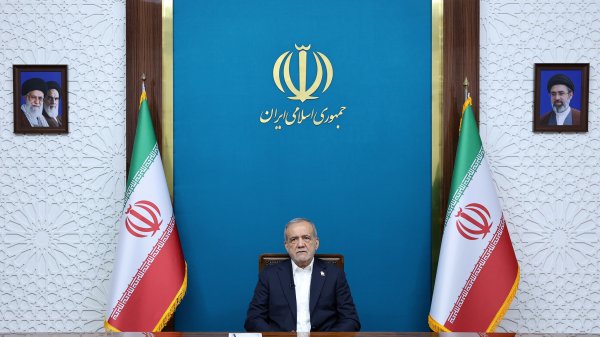 افتتاح بارگاه شمس آغاز فصلی تازه در پاسداشت میراث یکی از درخشان‌ترین چهره‌های اندیشه و عرفان ایرانی است/ مجموعه فرهنگی شمس باید خانه اندیشه و پژوهش باشد/ خوی می‌تواند کانونی جهانی برای بازشناسی میراث شمس و مولانا باشد
