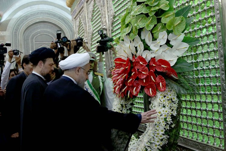تجدید میثاق رییس جمهوری و اعضای هیات دولت با آرمانهای امام خمینی (ره)