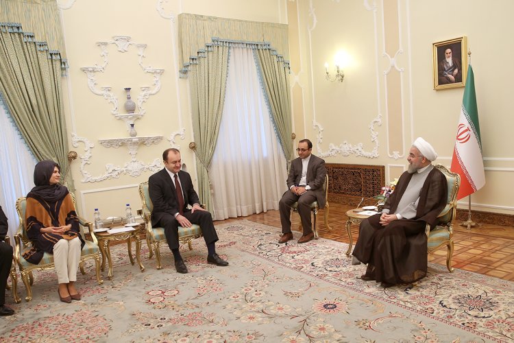 ظرفیت‌های مناسبی برای توسعه روابط ایران و مجارستان وجود دارد / اروپا به وظایف انسانی و تاریخی خود در قبال آوارگان عمل کند