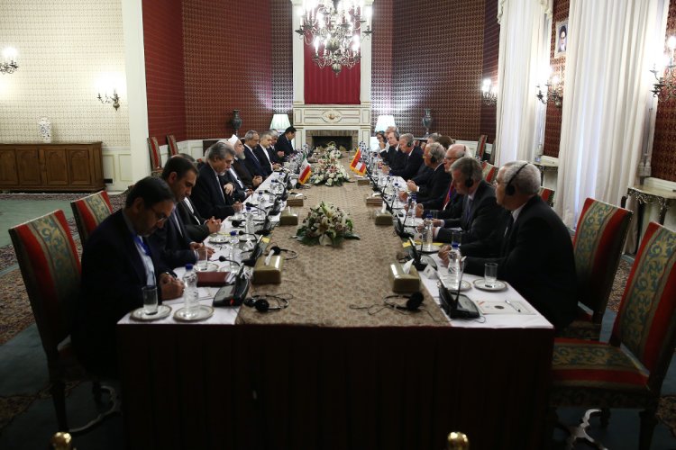 پیام توافق هسته‌ای صلح، دوستی، گفتگو و همکاری و توسعه آینده منطقه و جهان است/ ریشه کن کردن تروریسم، پاسداشت بشریت است/ توافق تهران - وین جهت تدوین نقشه راه 2020 برای روابط همه جانبه و دراز مدت