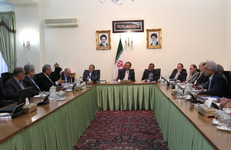 باید منویات رهبر معظم انقلاب در باب اقتصاد مقاومتی به نحو مناسبی اجرایی شود/سیاست های کلی اقتصاد مقاومتی فرصتی کم نظیر در جهت توسعه‌ کشور است