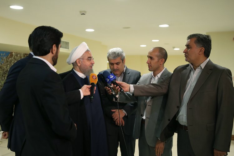 اقتصاد قدرتمند و قابل رقابت، اقتصاد دانش بنیان است/ توسعه شرکتهای دانش‌بنیان گام ارزنده ای برای اشتغال‌زایی و ممانعت از فرار مغزهاست