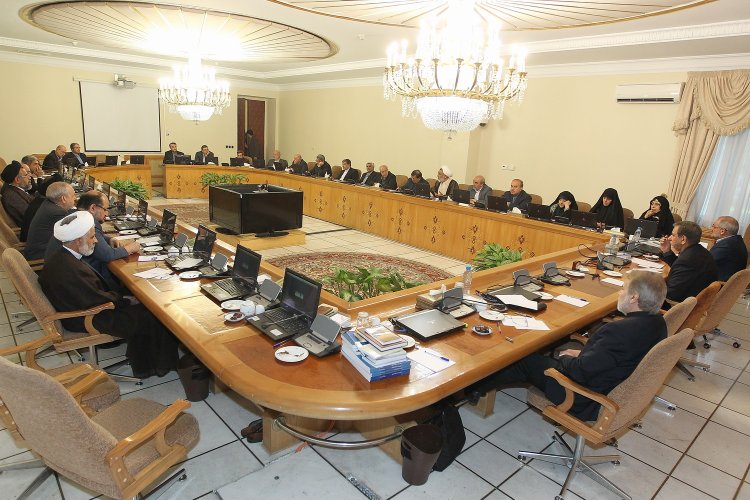 تشکیل جلسه فوق‌العاده هیات دولت برای بررسی فاجعه منا / وزیر امور خارجه مامور بررسی دلایل بروز فاجعه با همکاری دیگر کشورهای اسلامی شد