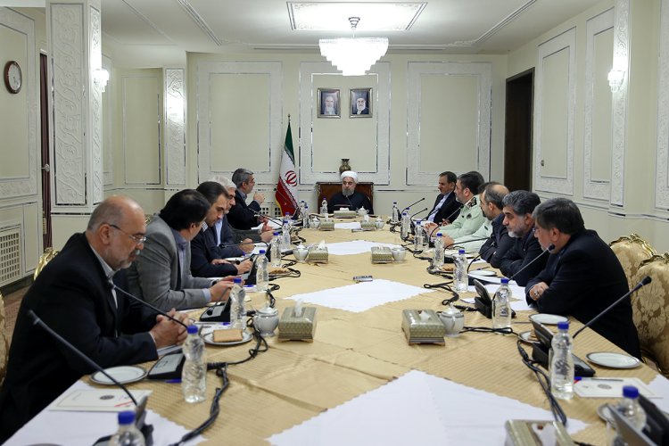 دستور دکتر روحانی به دستگاهها برای ادامه پیگیری ها، تسهیل و سرعت در انتقال قربانیان و مصدومان