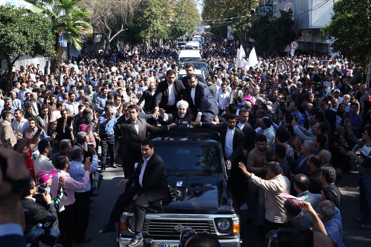 استقبال اهالی دیار علویان از کاروان تدبیر و امید