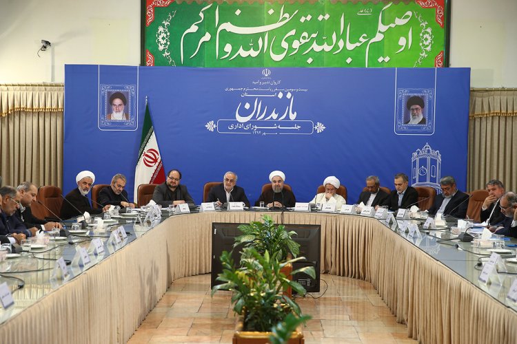 قیام اباعبدالله الحسین(ع) و حماسه عاشورا بهترین الگو برای ایستادگی و عزت است/ رهنمودهای رهبری معظم انقلاب در موضوع هسته ای مبنای اصلی مذاکرات بوده است/ برای رفع مشکلات کشور نیازمند یک جهش و کار فوق‌العاده هستیم/ برای رسیدن به پیشرفت باید خواست‌های جناحی را کنار گذاشت