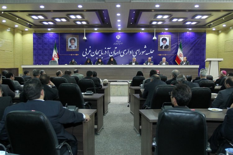 بدون مشارکت زنان امکان دستیابی به رشد 8 درصدی در کشور وجود ندارد/ دولت وارث توسعه نامتوازن در کشور است/ فصل تازه ای در سیاست خارجی ایران گشوده شده است/تلاش دولت، آرامش در سیاست، آسایش در اقتصاد و امنیت در فرهنگ است/ بالابردن قدرت خرید مردم، هدف دولت است