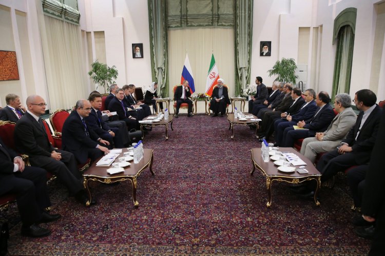 تاکید روسای جمهوری اسلامی ایران و روسیه بر گسترش همه جانبه روابط تهران – مسکو