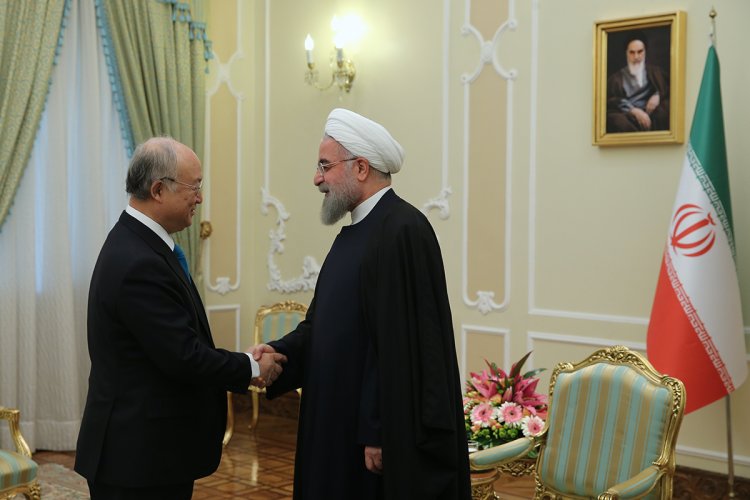 آژانس علاوه بر نظارت‌ها، باید به وظایف خود در توسعه فناوری صلح‌آمیز هسته‌ای هم پایبند باشد / آمانو: آژانس به دنبال همکاری با ایران در زمینه انتقال تکنولوژی است