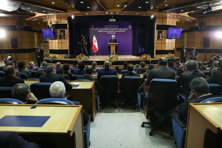 باید خانه ملت آئینه ملت باشد/ مجلس خانه ملت است؛ نه خانه یک جناح/ دولت طرفدار جناح ، حزب و کاندیدای خاصی نیست / باید بهترین ها به مجلس بروند/ احراز صلاحیت واقعی، از آن ملت ایران است 