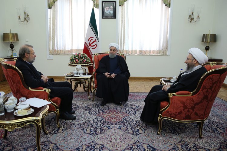 هماهنگی سه قوه همواره برای پیشرفت امور کشور، کارساز و مهم است/ همه قوا باید برای استفاده بهتر از فضای پسابرجام دست به دست هم دهند / تاکید بر برگزاری انتخاباتی پرشور و رقابتی 