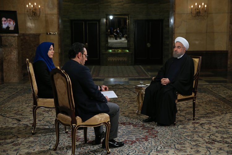 دولت حامی کارآفرینان است/ باید بهترین ها را برای مجلس خبرگان رهبری و مجلس شورای اسلامی برگزینیم/ نقش آفرین اصلی در صحنه اقتصادی و سیاسی مردم هستند؛ دولت یاریگر است/ همه باید برای ساختن ایران اسلامی دست به دست هم دهیم