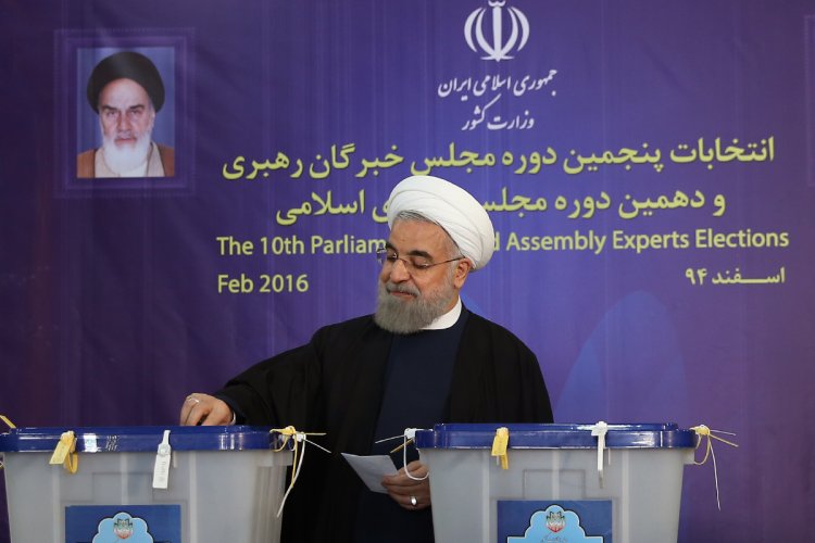 رییس جمهوری رأی خود را به صندوق ریخت