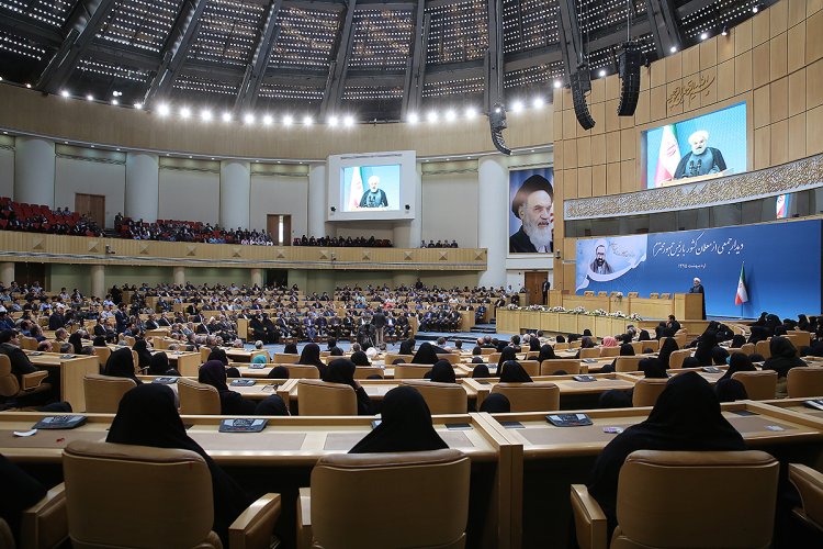 برای رشد فرهنگ، بودجه فرهنگ باید درآموزش و پرورش هزینه شود/ آموزش زبان های خارجی باید متنوع و کیفی شود/ یکی از آثار مهم برجام توسعه امید در نسل جوان ما است