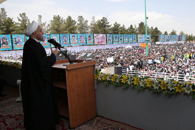 طی 4 ماه گذشته حدود 3 میلیارد و 500 میلیون دلار سرمایه گذاری مستقیم شد/ همه در کنار هم گوش به فرمان رهبری خواهیم بود/ برنامه های گسترده دولت برای شتاب در توسعه استان کرمان