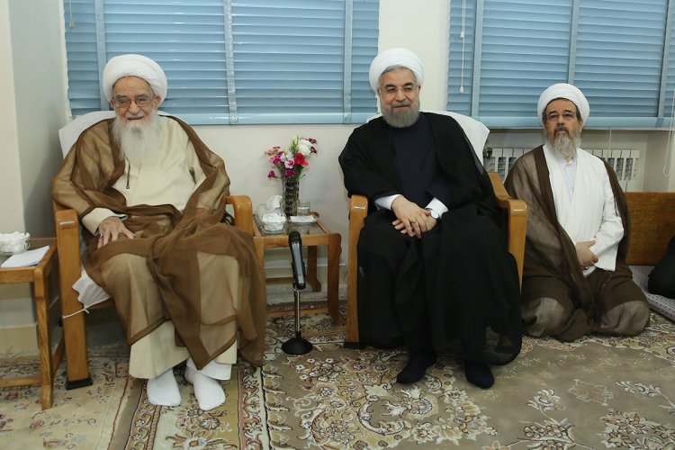 دولت در مسیر تلاش برای رونق اقتصادی، توسعه کشور و حل مشکلات مردم مصمم است