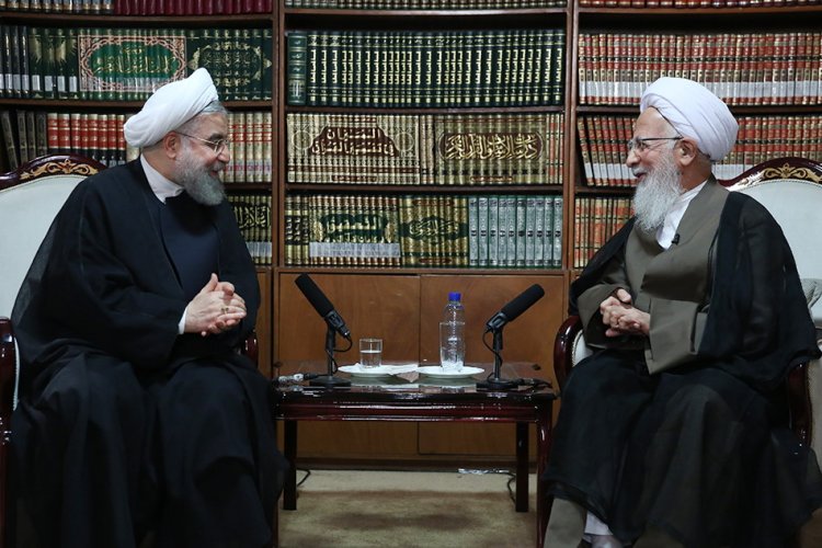 اقدامات دولت برای اجرای اقتصاد مقاومتی ادامه یابد/ برای تداوم توفیقات دولت دعا می کنیم/ ضرورت مبارزه جدی با انواع  فساد و دست‌اندازی به بیت‌المال / دکتر روحانی: در راستای اجرای سیاستهای اقتصاد مقاومتی و طی دو سال گذشته، تراز محصولات کشاورزی ۴.۷ میلیارد دلار بهبود پیدا کرد